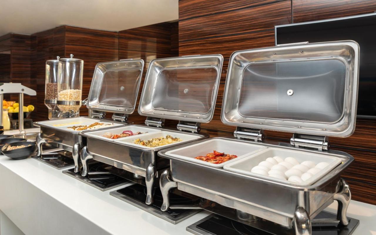 فنادق موفنبيك سفاكس صفاقس‎ المظهر الخارجي الصورة A chafing dish