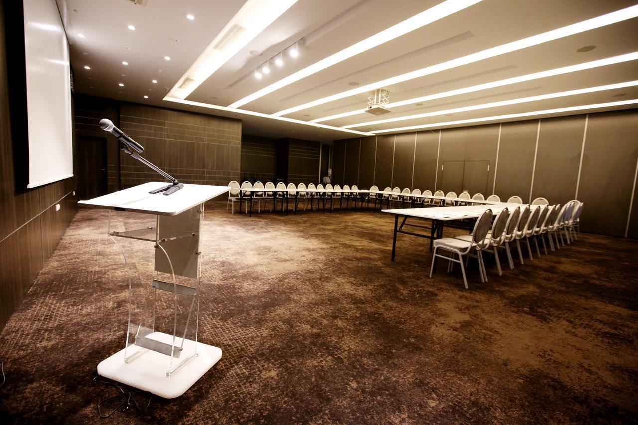 فنادق موفنبيك سفاكس صفاقس‎ المظهر الخارجي الصورة A meeting room