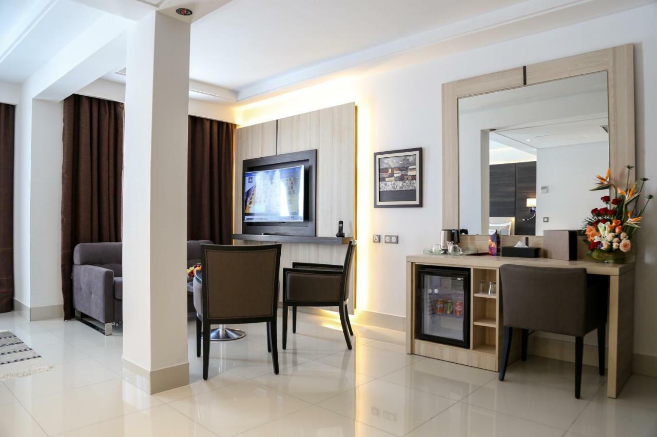 فنادق موفنبيك سفاكس صفاقس‎ المظهر الخارجي الصورة Suite room